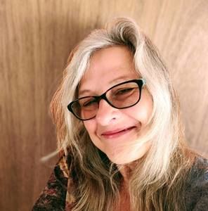 Meet your Posher, Victoria